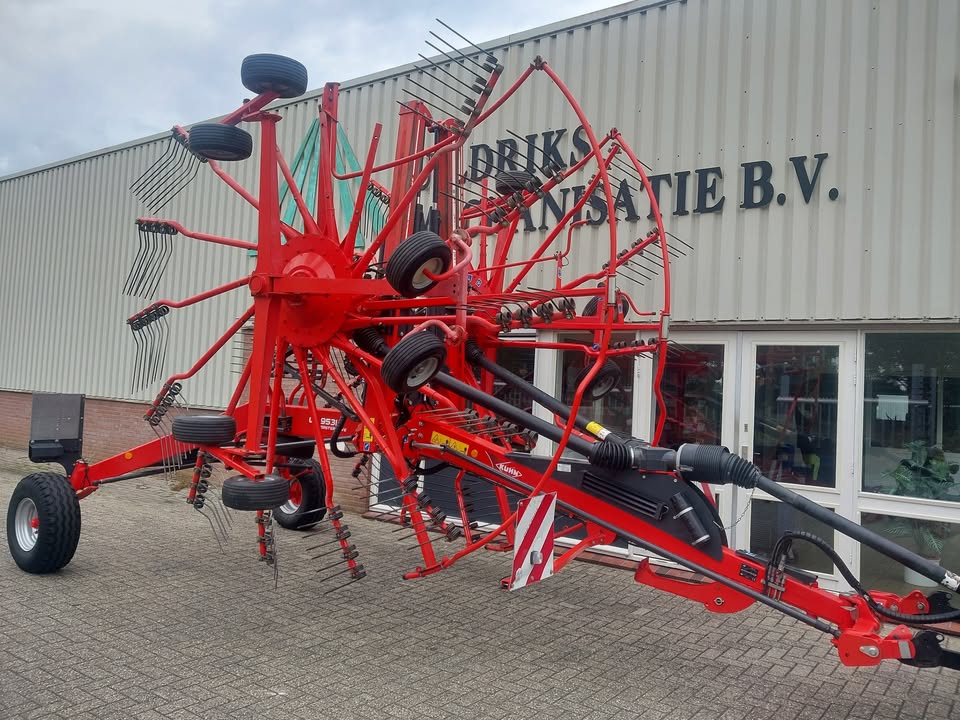  Deze nog zeer nette gebruikte Kuhn