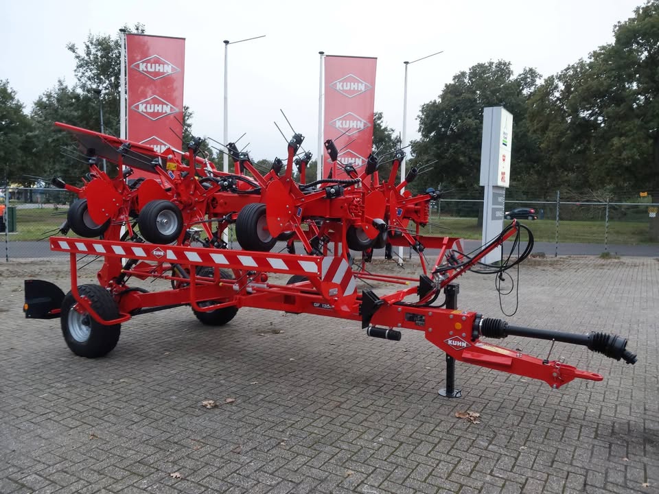  Deze nieuwe Kuhn schudder type GF