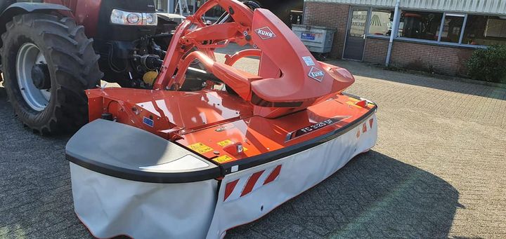 Nieuwe Kuhn maaicombinatie type