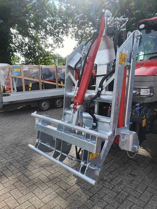 Nieuwe Fliegl frontlader afgeleverd
