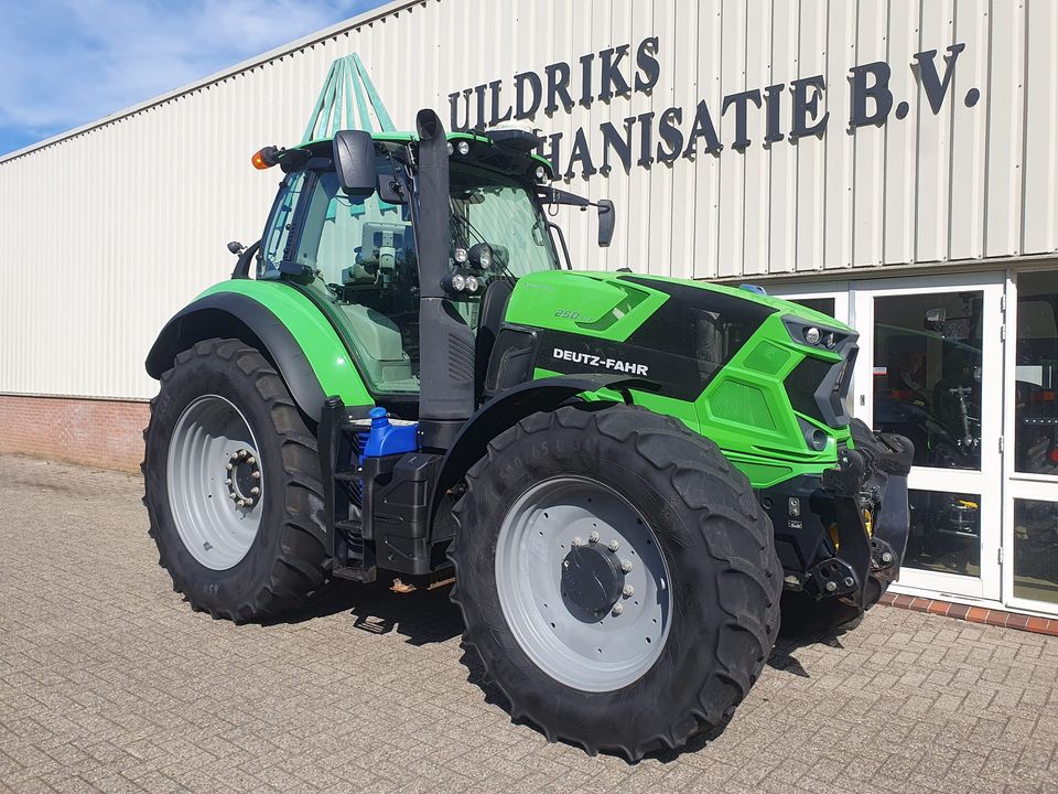  Deze jong gebruikte Deutz-Fahr
