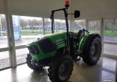 Deutz-Fahr 5070 DF met frontlader